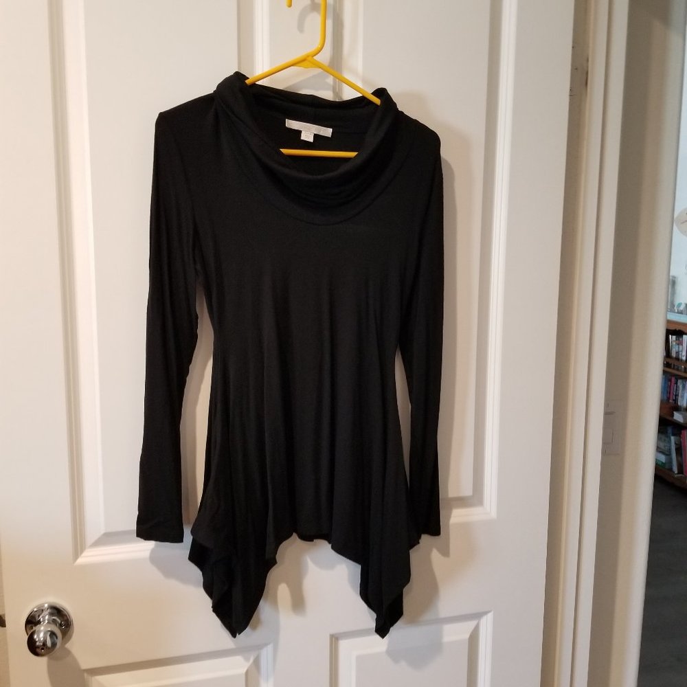 Black, form fitting, scoop neck top